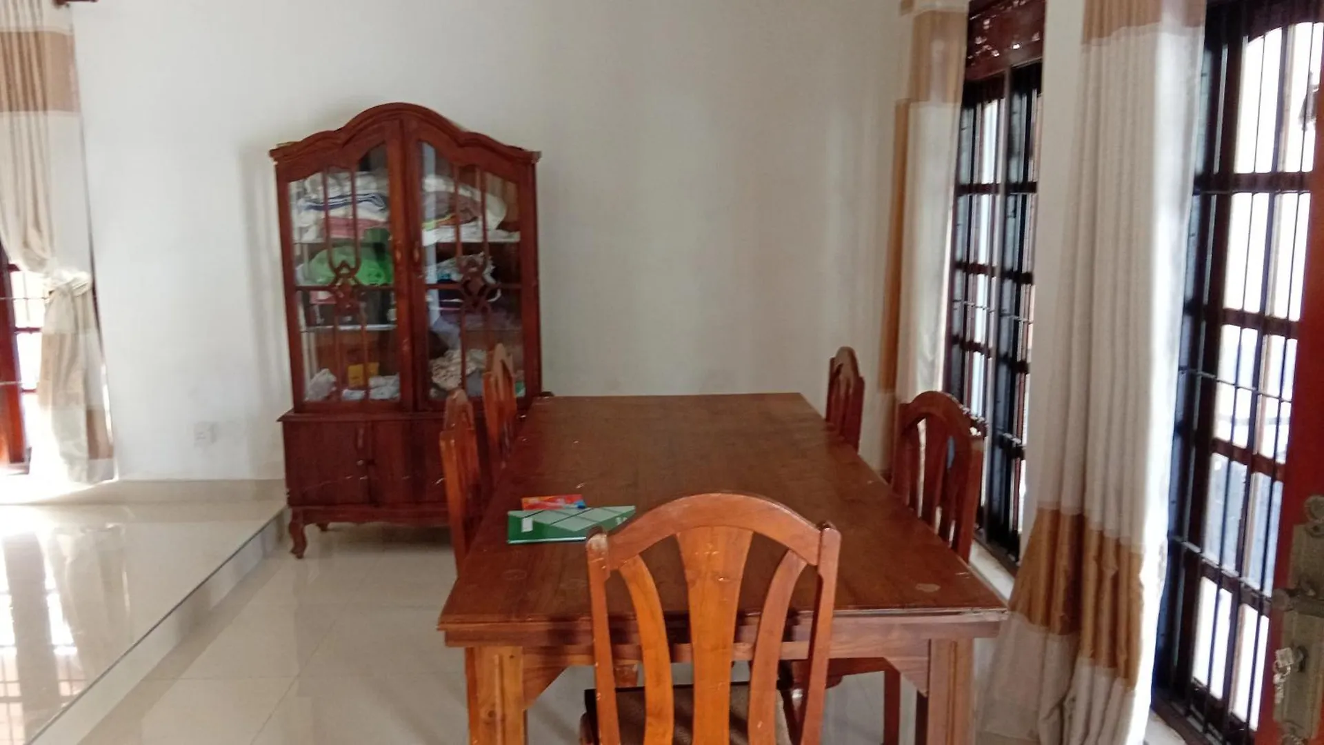 Nest Hostel Negombo Sri Lanka