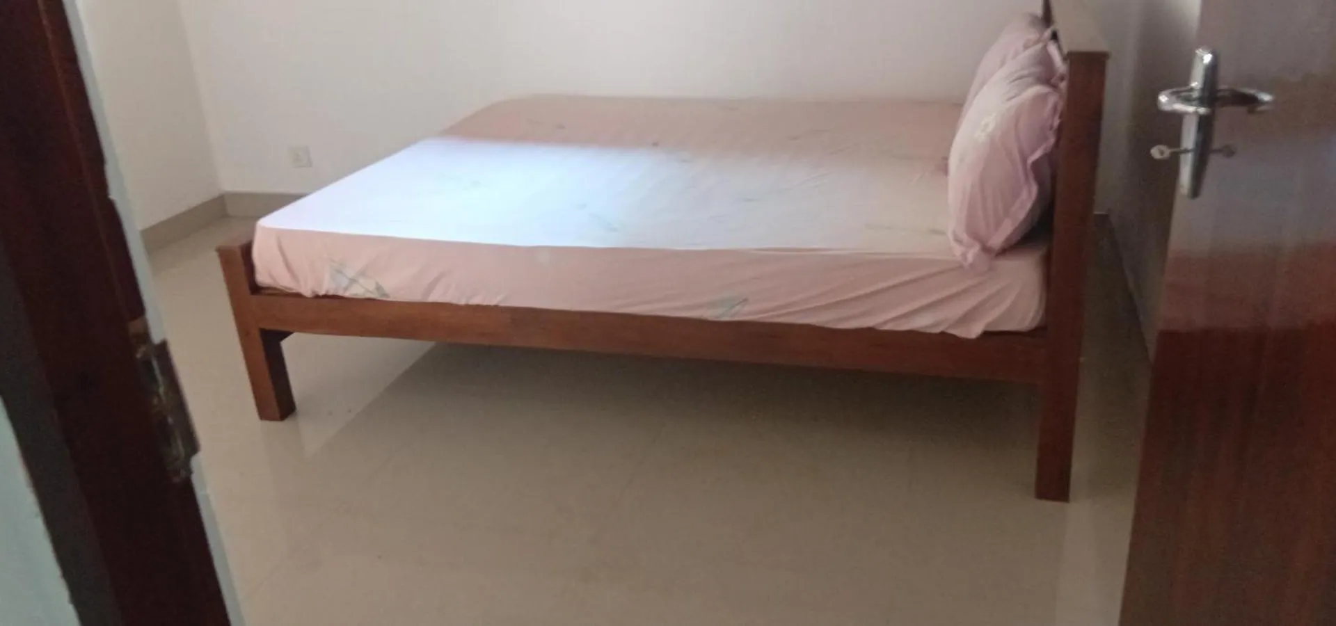 Nest Hostel Negombo 0*,  Sri Lanka