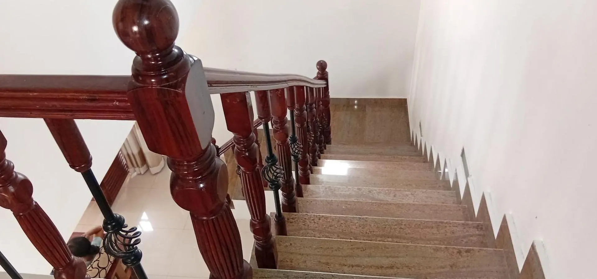 Nest Hostel Negombo
